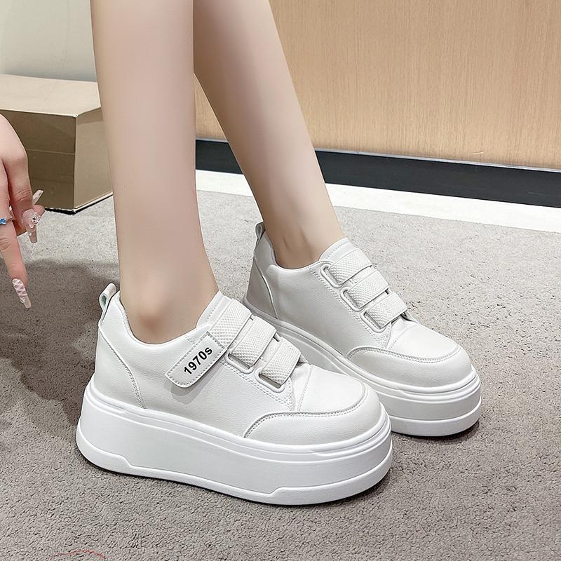 Fashion Women's Casual Sneakers Lightweight Thick Bottom Fashionable Comfortable All-Match Autumn Winter New Style Basketball Shoes