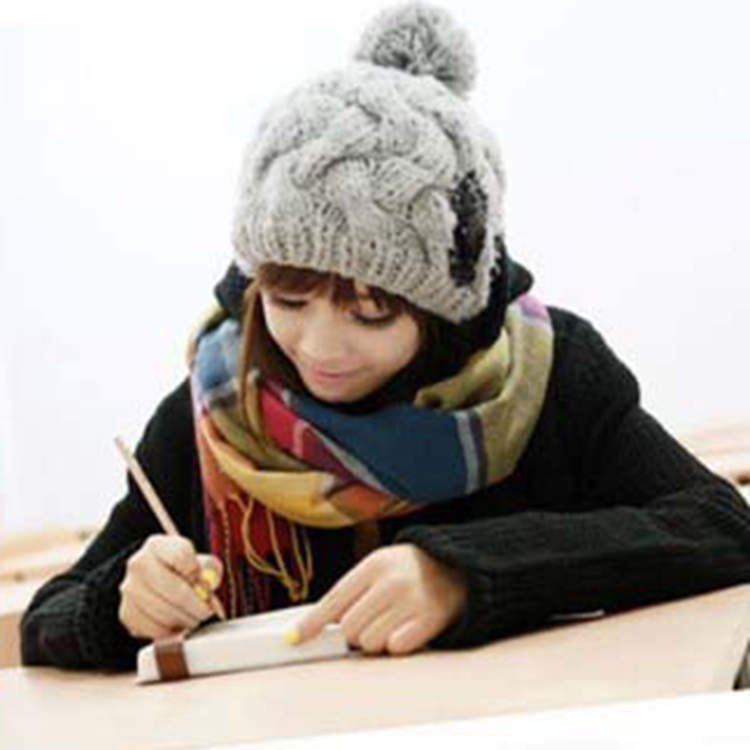 

Женский многофункциональный нежный и элегантный клетчатый шарф из искусственного кашемира с кисточками 208*62