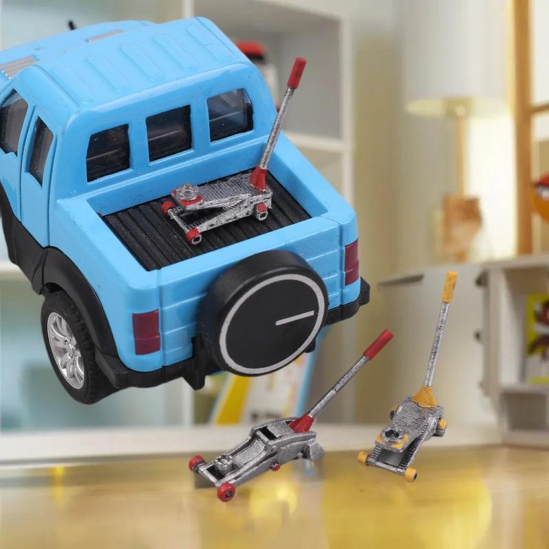 1/64 Scale Car Lifting Jack Model Modification Garage Repair Accessories Scene Collocation Miniature Sculpture Display