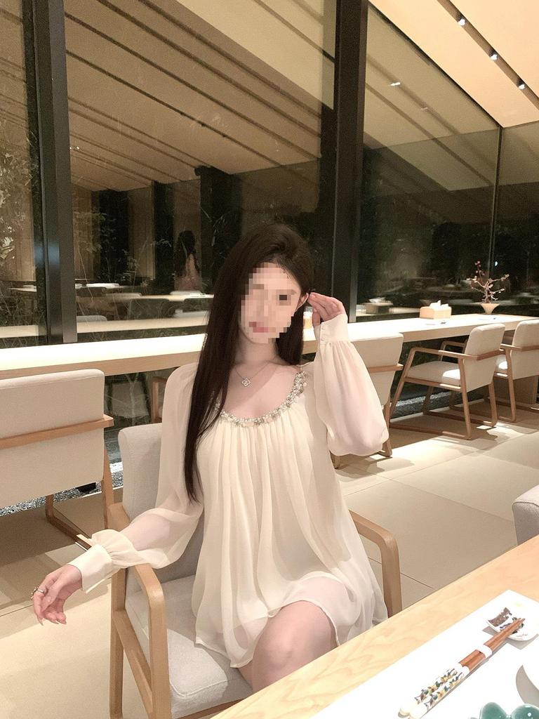 Kubiliv Delicate Beaded Sequined Backless Chiffon Tie Top