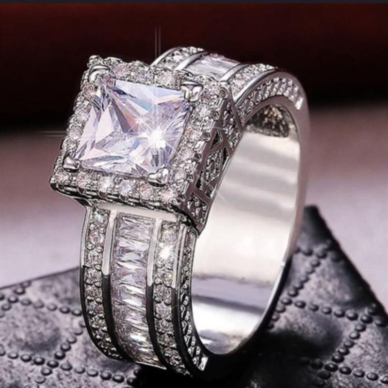 Diamond Ring For Ladies Silver Wedding Party Dinner Gift Alloy Geometry