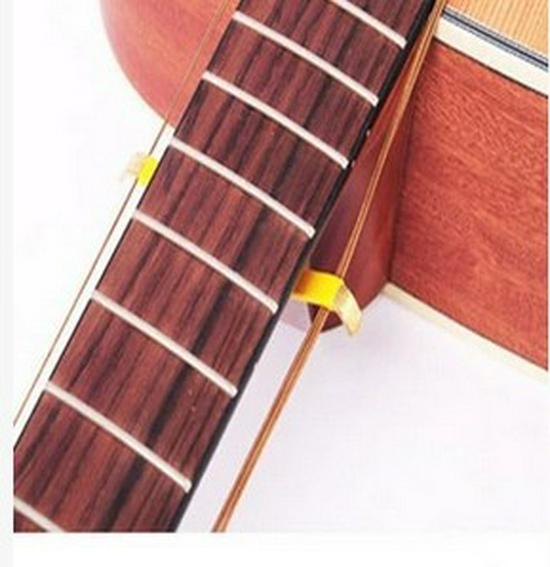 Guitar Fret Polishing and Separator Tool for Electric, Bass, Acoustic, and Classical Guitars. жёлтый