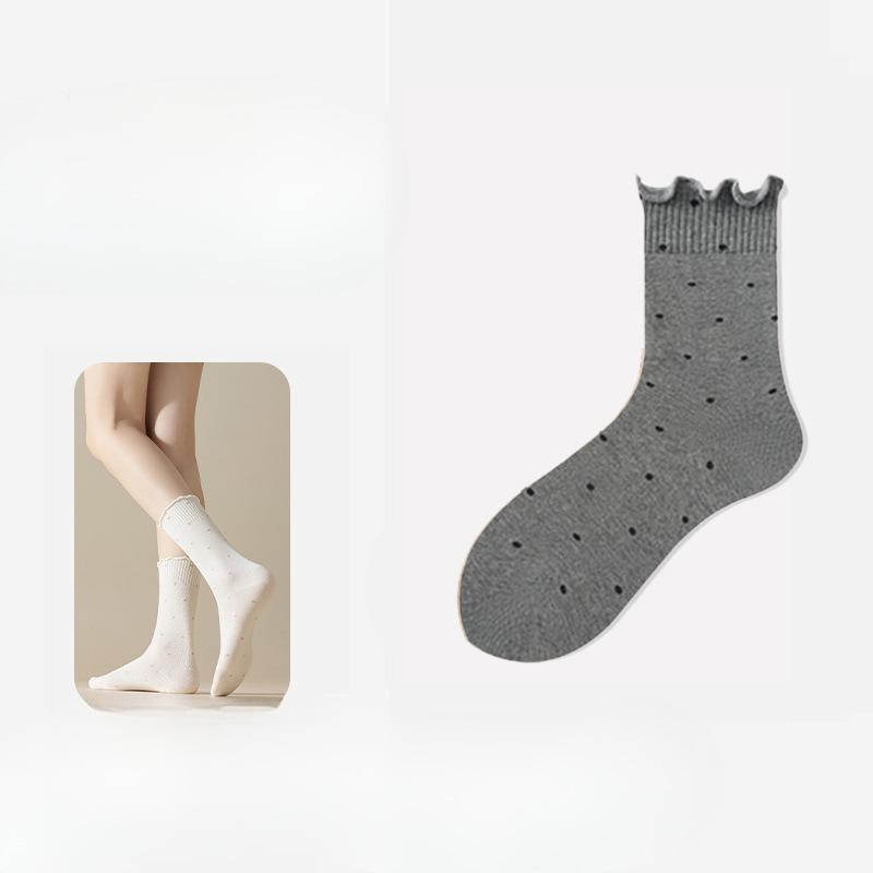 Female Spring and Autumn Wave Point Wooden Ear Edge Comfortable Month Son in The Tube Pile Socks