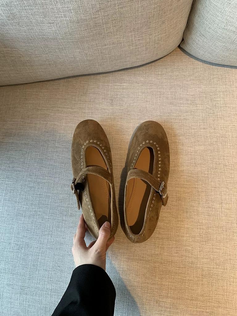French Leather Suede One-word Buckle with Mary Jane Women's Shoes 2025 New Versatile Flat Bottom Round Head Rivet Single Shoes Women