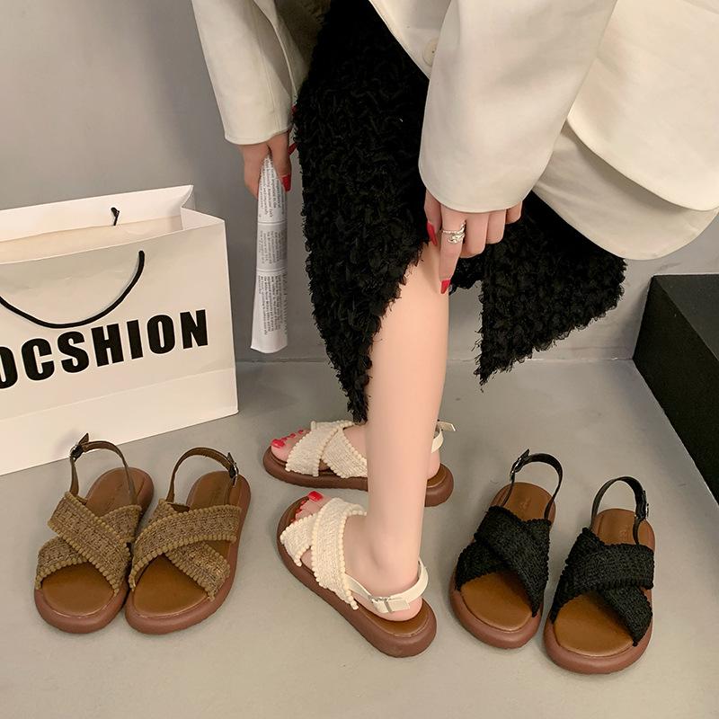 Flat sandals female summer wear new fairy style with skirt bohemian vacation seaside beach sandals 35 бежевый 2867₽