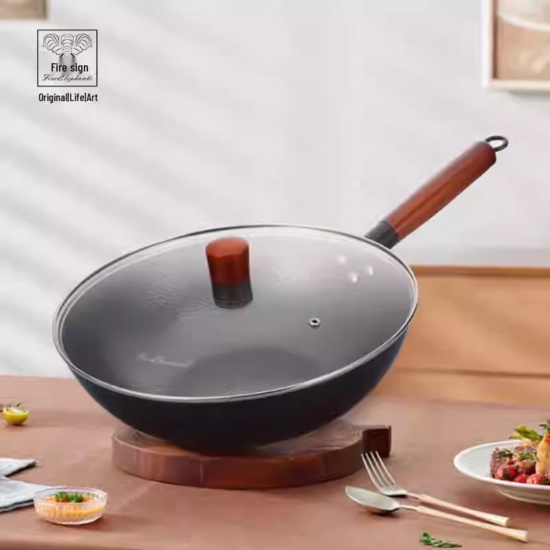 Traditional Hand-Hammered Flat Bottom Iron Wok
