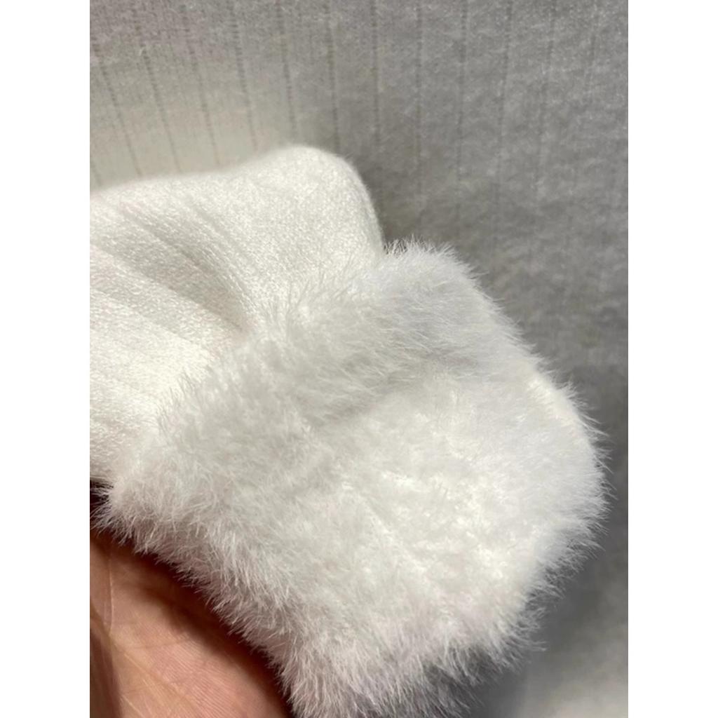 One Piece Velvet Semi High Neck Base Sweater for Women In Autumn and Winter, Paired with A Sweater and Velvet Warm Base Knit Sweater