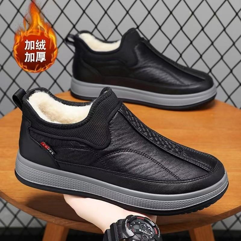 Manufacturer's winter 2024 new men's cotton shoes, piled and thickened one-pedal men's shoes, non-slip and wear-resistant snow boots