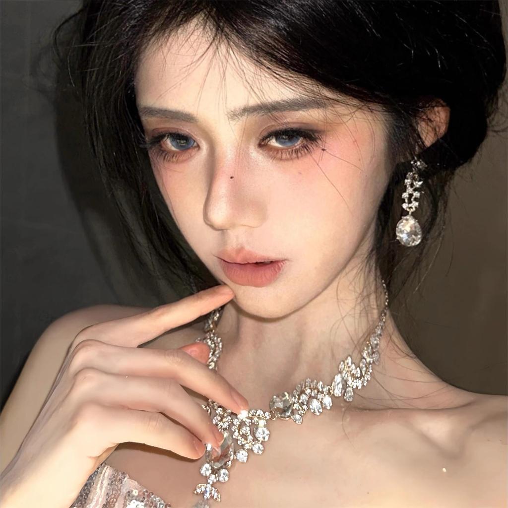 Elegant Waterdrop Diamond Tassel Necklace and Earrings Set for Women