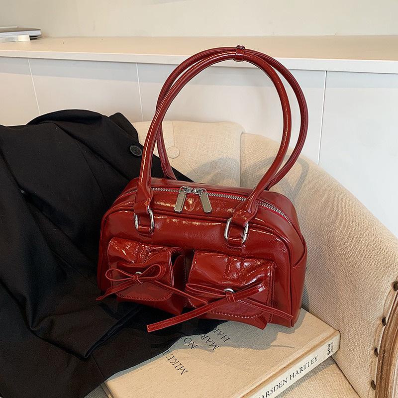 Today'S Popular Silver Bow Shoulder Armpit Bag Women'S Handbag Sweet Cool Bowling Bag Locomotive Bag