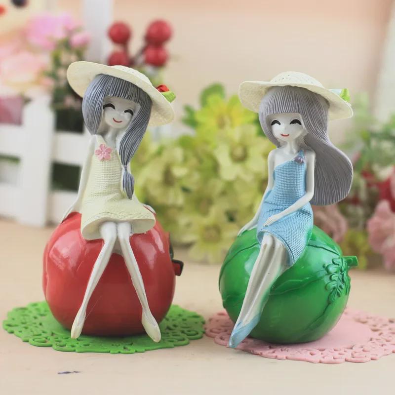 Creative Resin Fruit Girl Cake Toppers, Home Décor, Gift & Car Accessories