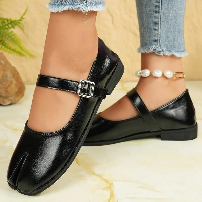 Black Patent Leather Tabi Mary Jane Shoes For Women Ankle Adjustable Buckle Split Toe Ballet Flats Custom Colors Handmade Flats