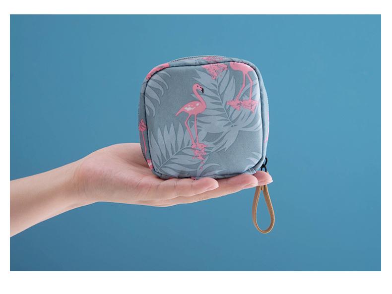 Customizable Small Makeup and Cosmetic Bag with Logo Printing Options