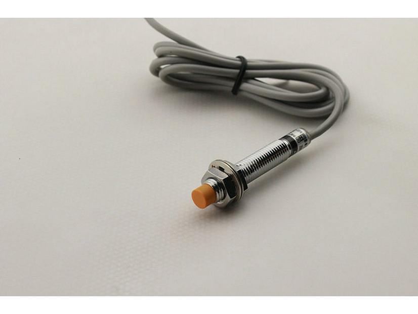 HUGONG J8M-D2NKNHNBPKPHPBLALBA2KAKB Inductive Metal Proximity Sensor