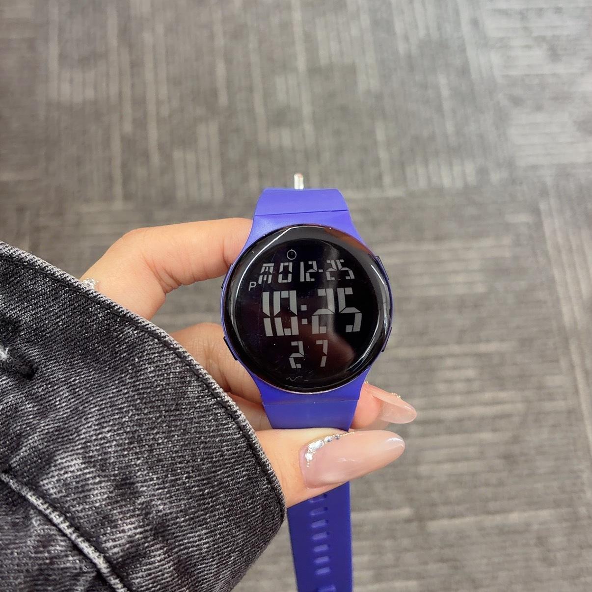 

Electronic Watch Male Student Luminous Sports Multi-Functional Junior High School Student High School Student Simple Trend Electronic Watch