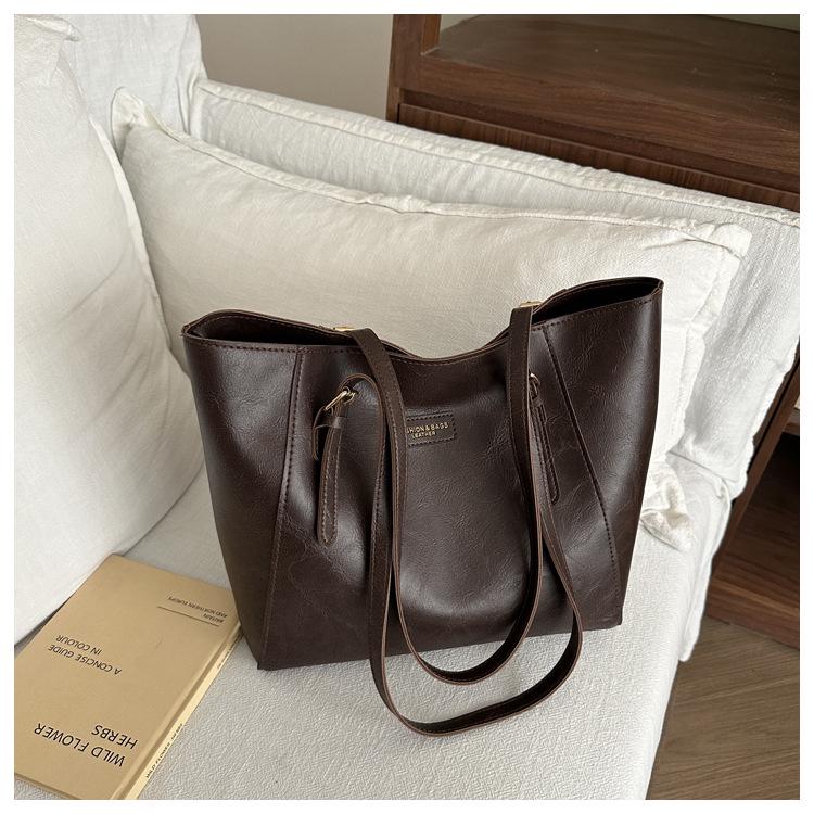 2026 Retro Chic Korean Style Large Capacity Solid Color Women s Shoulder Tote Bag