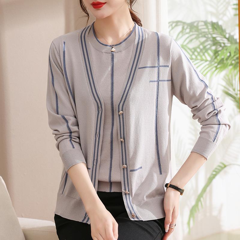 

Mom s Spring Knit Cardigan & Top Set for Middle-aged Women - 2026 Fashion 4XL (Recommended 135-150 lbs) серый