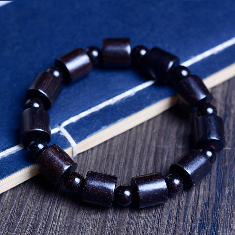 Bracelet Abaque Bois de Santal Rouge, Vert et Violet avec Perles de Jujube et Espaceurs Articulés en Bambou - Design Unisexe