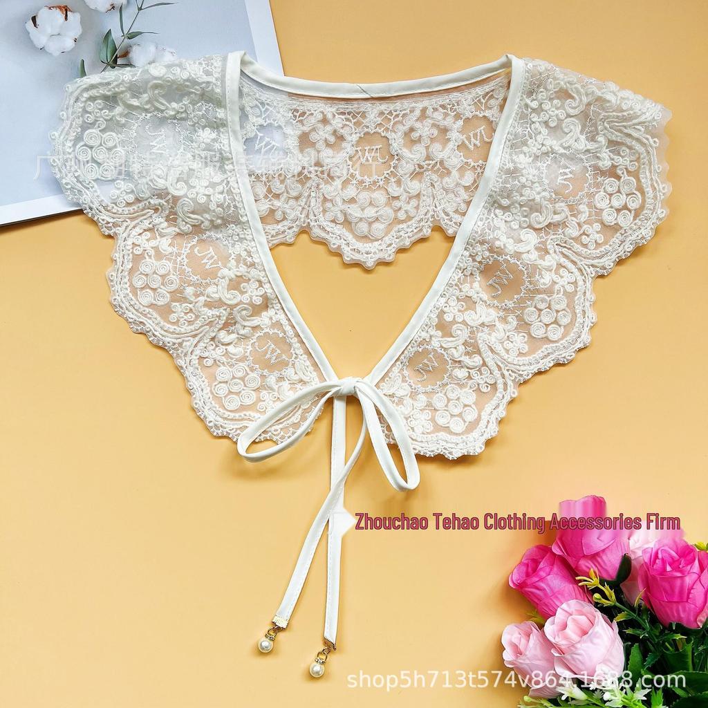 Frühling-Sommer Bestickter Wollkragen: Vielseitiges, altersreduzierendes Strickaccessoire