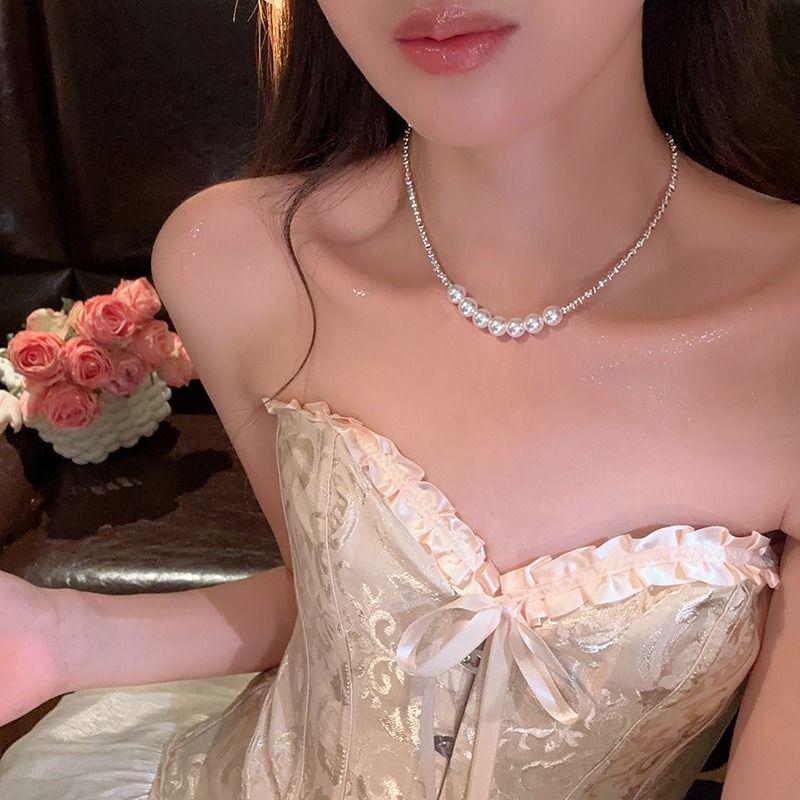 Elegant Silver Pearl Necklace: Women's Luxury Design Light Choker 2025 Trend