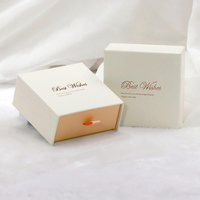 Yili Jewelry Gift Box for Rings, Earrings, and Necklaces