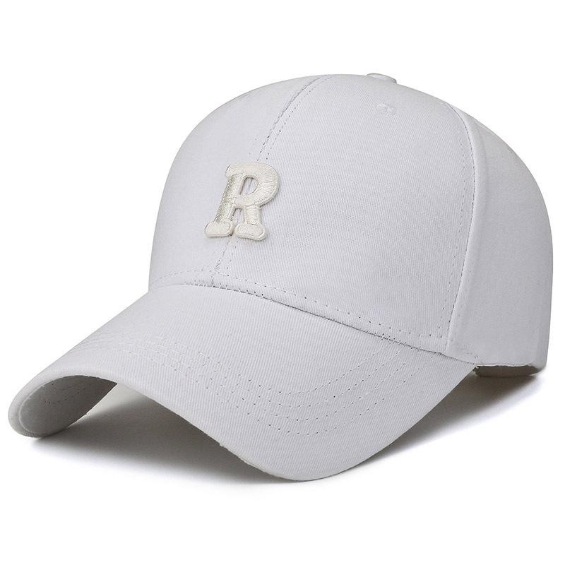 The new letter R baseball cap is on the market, fashionable men and women couples, trendy classic casual