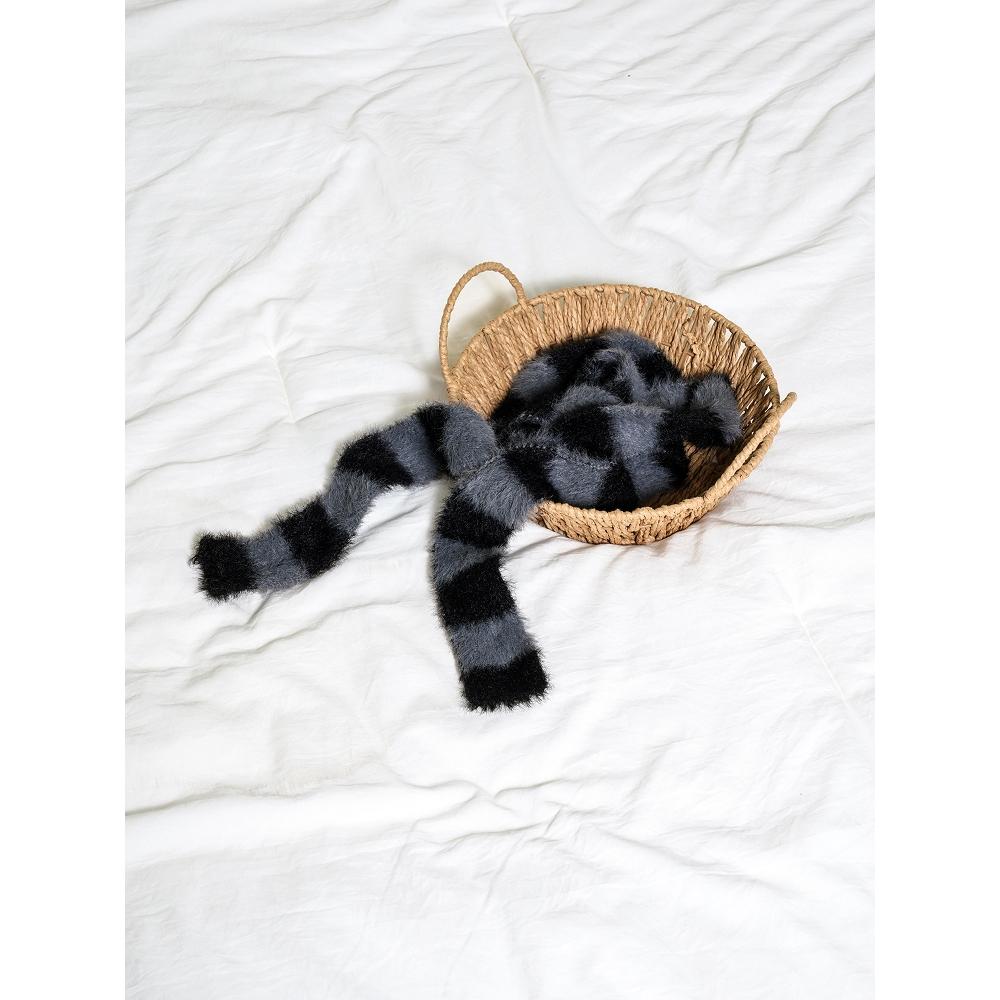 Daiso Two Tone Fur Mini Shawl 180 X 4 Cm Black   Grey