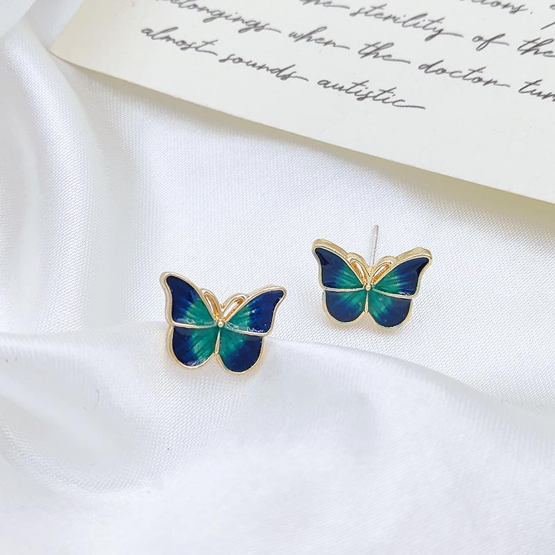 

New Chic Korean Stud Earrings Personality Crystal Women s Small Earrings Mini Butterfly Earrings trend jewerly party gift