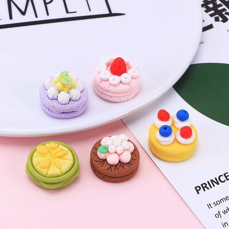 10Pcs Dollhouse Miniature Food Simulation Rose Cake Strawberry Blueberry Biscuits Dessert Doll House Decorations DIY Ornaments