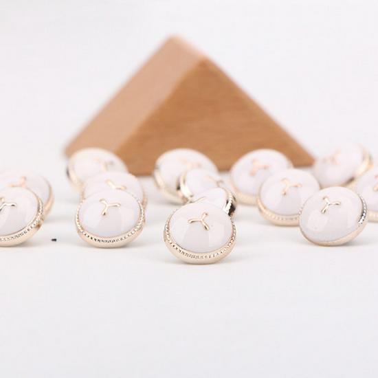 High-End Damen Perlen Cardigan Hemdknöpfe: Exquisiter Kleiner Duftstil