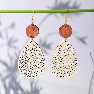 1 Pair Fashionable Teardrop Hollow Wooden Boho Earrings, Suitable for Daily Wear