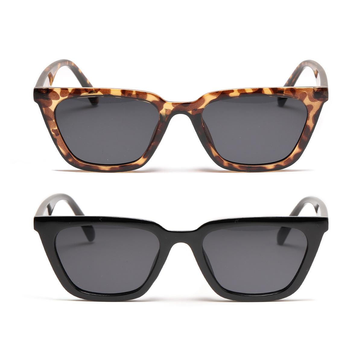 

Glasses A127 Retro Small Square Frame Sunglasses, Colored Lens Sunglasses