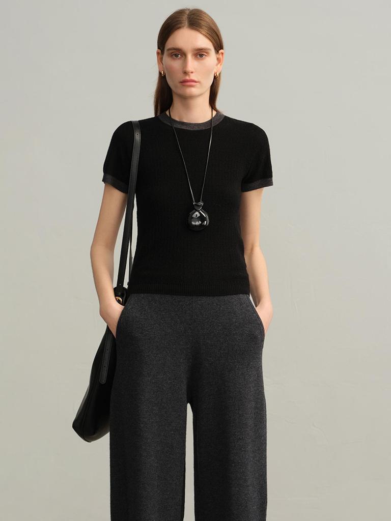 Women's 100% Wool Short-Sleeve Color Block Sweater - Warm, Comfortable, Versatile Round Neck Base Layer Knitwear for Autumn/Winter.