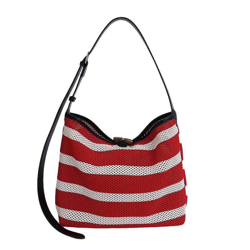 

Niche Hollowed-out Stripe Single-shoulder Underarm Bag Korean Style High-end Commuting Letter Cross-body червоний
