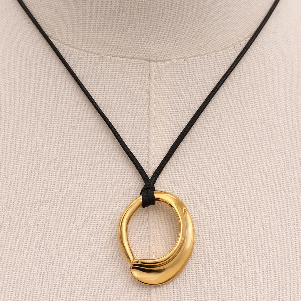 Uworld Vintage Stainless Steel Water Drop PU Leather Necklace for Women Statement Fashion Jewelry Accessories New