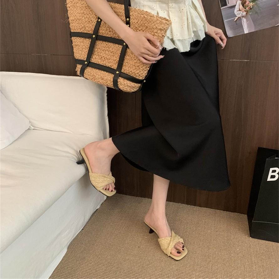 2025 Summer New Retro Woven Open-toed Korean Holiday Slope Heel Cool Slippers Hong Kong Style Cool Slippers
