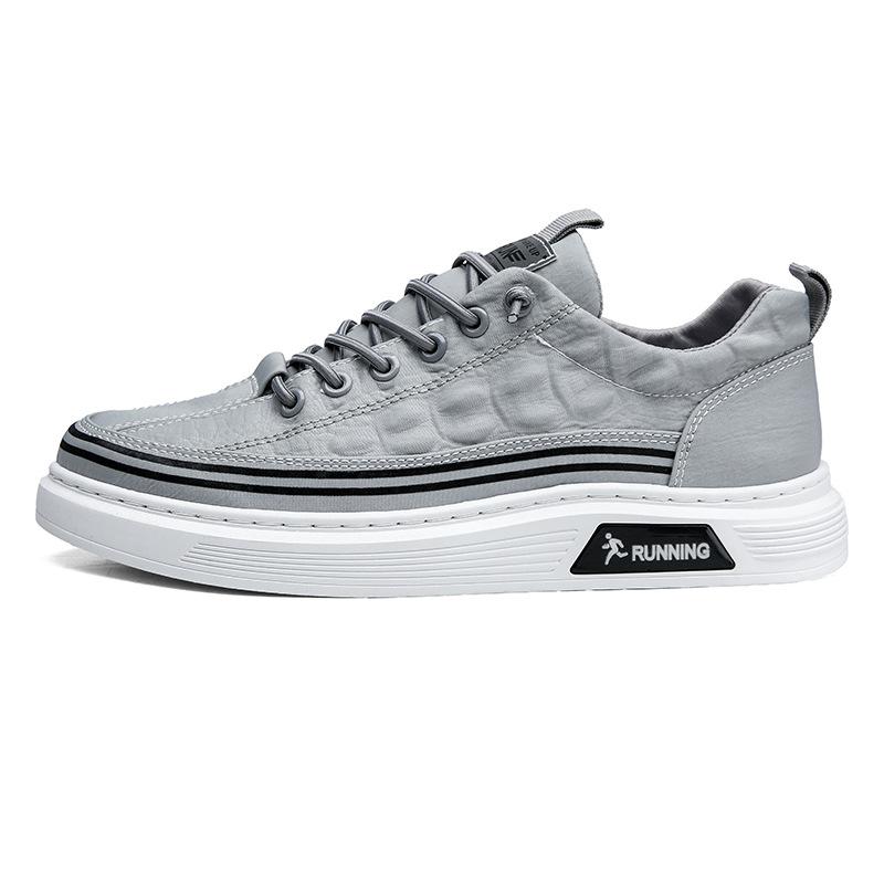 2025 summer new men's shoes umbrella cloth breathable lightweight trend versatile one pedal casual shoes men's board shoes tide