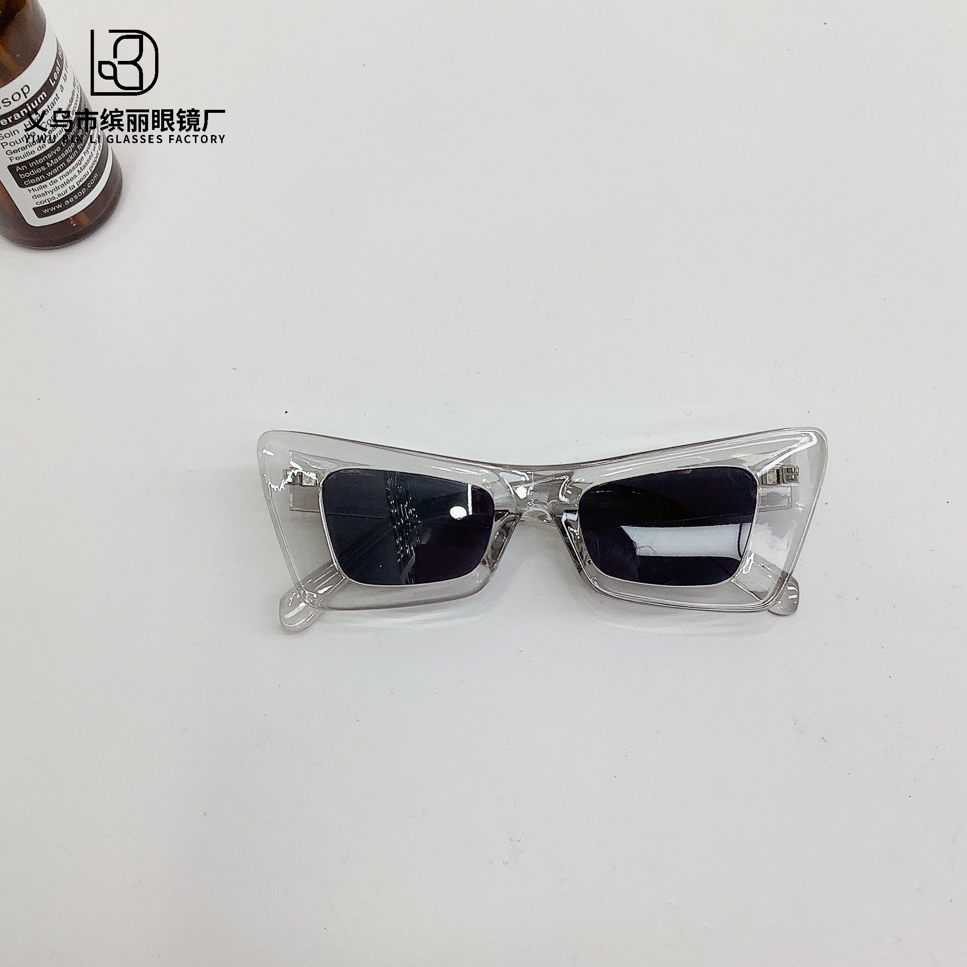 

Модные солнцезащитные очки для взрослых с защитой от солнца и ультрафиолетового излучения, женские солнцезащитные очки, модные мужские очки высокого класса