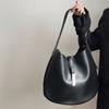 Black Texture Niche Design Underarm Bag Female  New Vintage Soft Leather Simple Bucket Bag Fashion All-Match Crossbody Pack