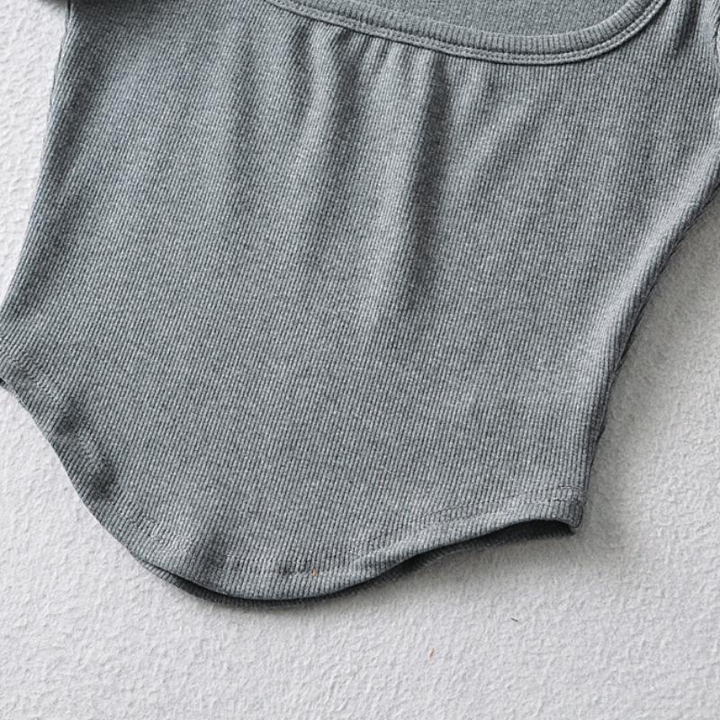 Sexig djup U-ringad T-shirt dam sommar Europeisk och Amerikansk smal passform oregelbunden topp