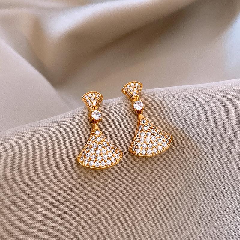Silver Needle Flower Fringed Earrings French Light Luxury Temperament Earrings, Niche High-end Earrings