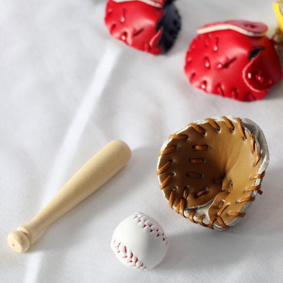 3Pcs/Set Simulation Baseball Set Exquisite Model Props Wood Miniature Baseball Glove Set for Dollhouse Scene