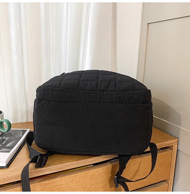 Women's Quilted Casual Outdoor Backpack - Large Capacity, Fashionable Laptop and Mummy Bag