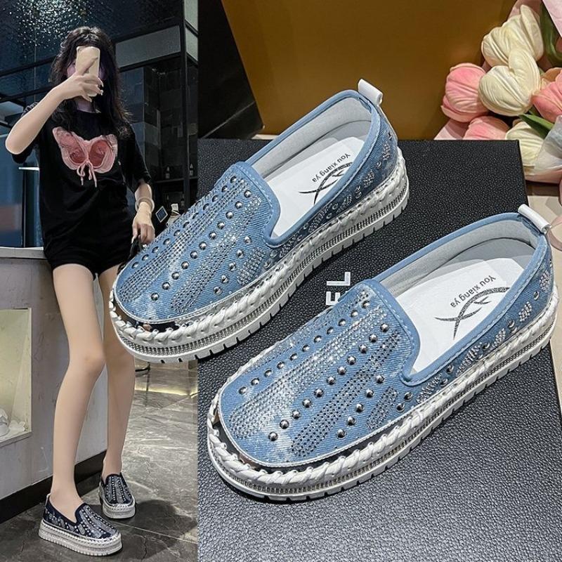 New Large-sized Rhinestone Shallow Opening Loafers, Thick-soled Lazy Shoes for One Foot
