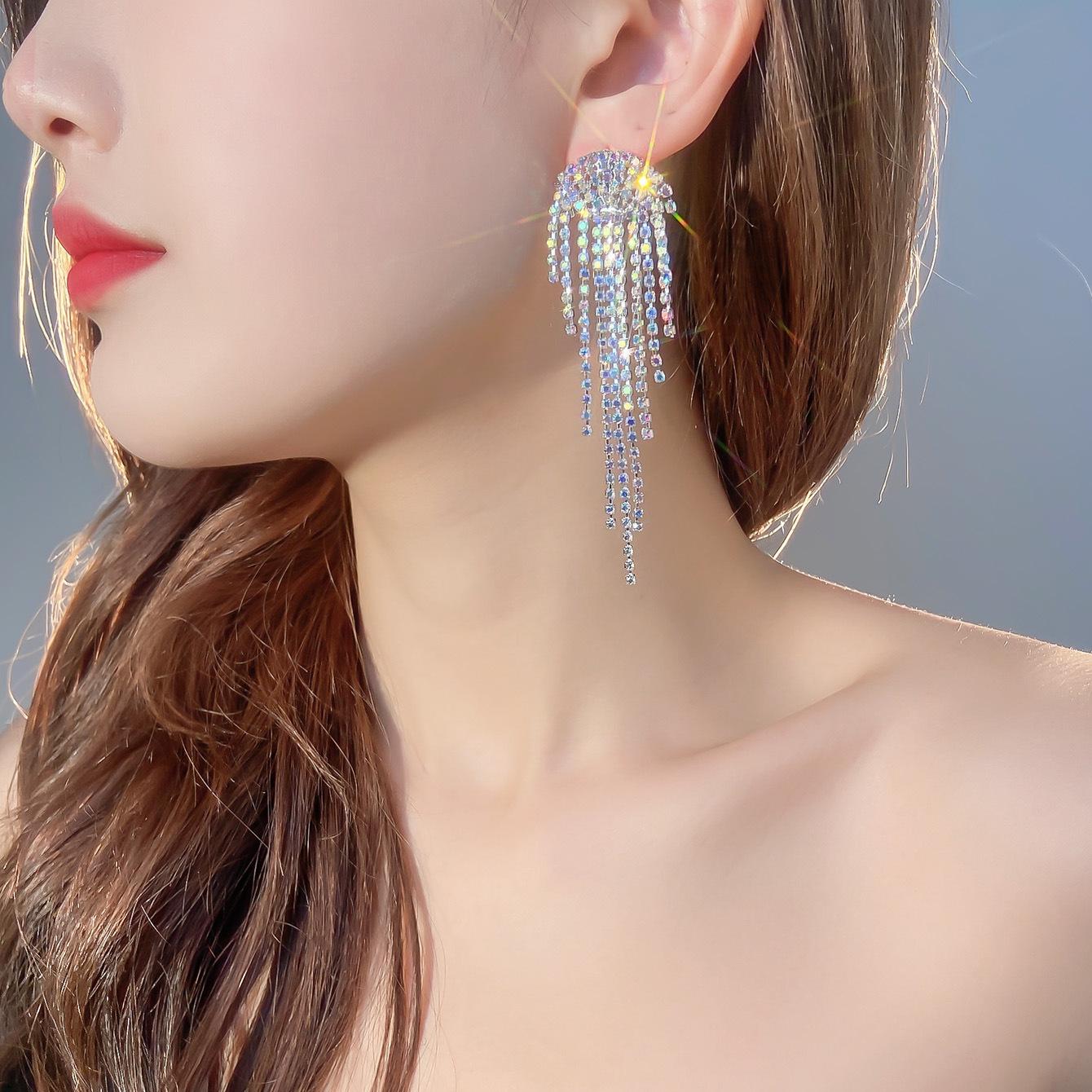 

Shiny diamond tassel long earrings for women