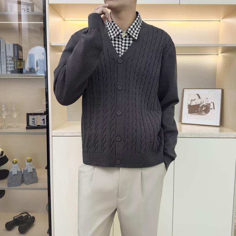 Light Luxury V-neck Knit Cardigan for Teens - Spring & Autumn Style