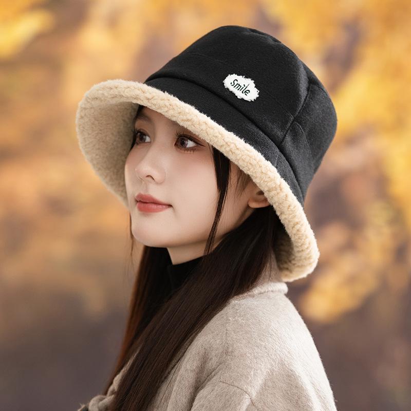 

Японская новая утолщенная плюшевая шляпа-панама с улыбкой, осенне-зимняя уличная ветрозащитная и теплая шляпа-ведро, универсальная шляпа-ведро One Size