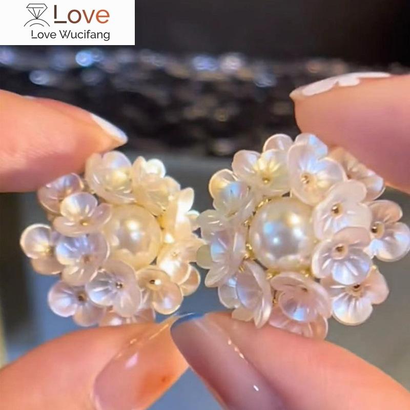 

Красивые белые серьги-гвоздики с цветком из ракушки для женщин в корейском стиле, шикарные подвески