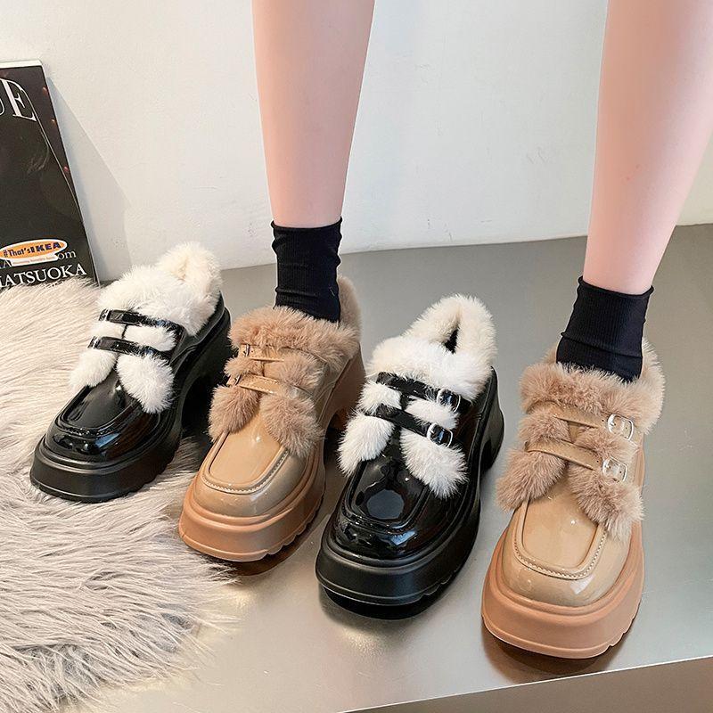 Velvet Sweet and Cool Platform Small Leather Shoes for Women's Winter 2025 New British Student Skirt Versatile Patent Leather Soft Sister Jk Single Sh