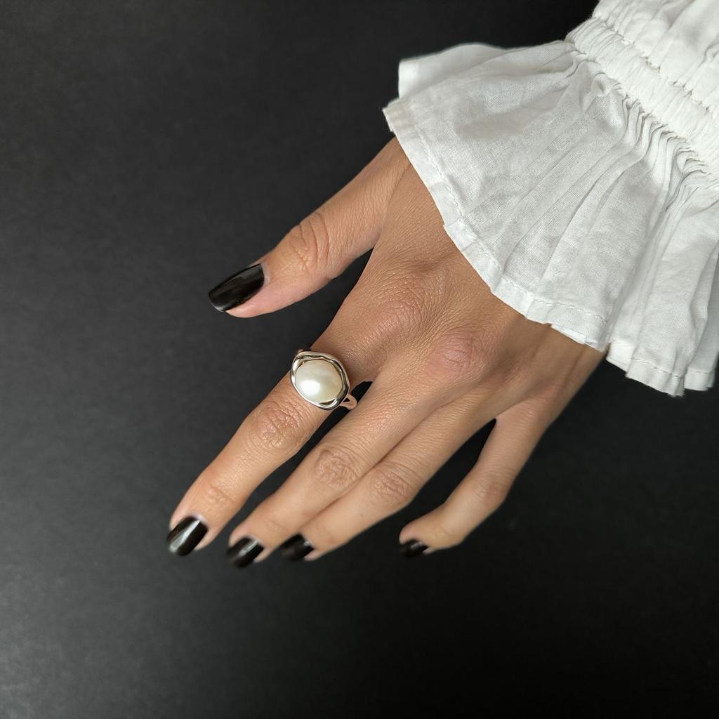 Silver Ring with Natural Baroque Pearl, Item Weight 8.87 G (2185277)